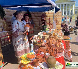 Фестиваль фейерверков в Костроме 2025